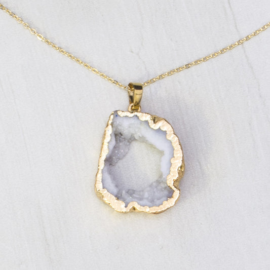 Enya Geode Necklace